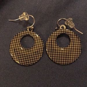 Yellow/Black Circular Dangling Earrings